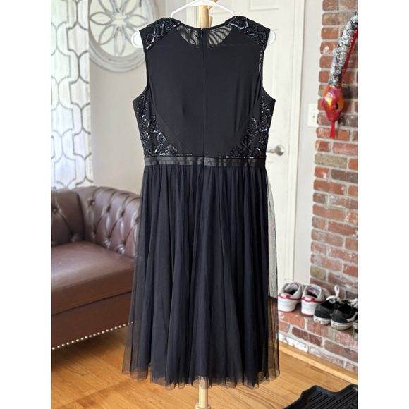 Needle & Thread Black Embellished Tulle Midi Dress – Size US 10 - Picture 11 of 12